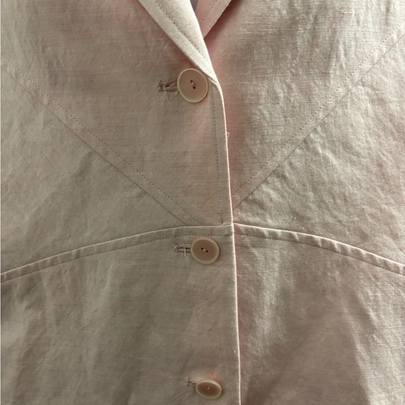 Jones Wear Pastel Pink Blazer with Notched Lapel and Tailored Fit - Picture 2 of 5